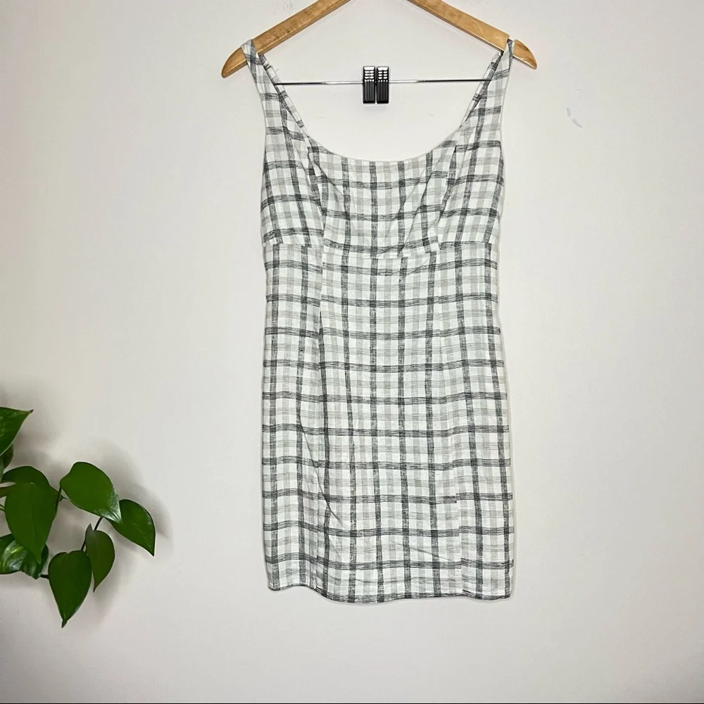 Urban Outfitters Checkered Print Dress Size Medium - Picture 1 of 6